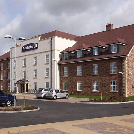 Premier Inn Bedford South Kempston Экстерьер фото