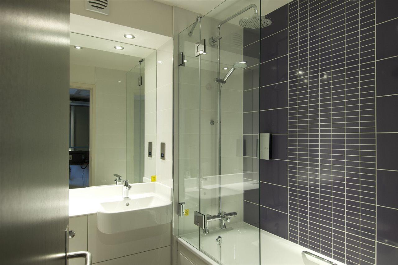 Premier Inn Bedford South Kempston Экстерьер фото