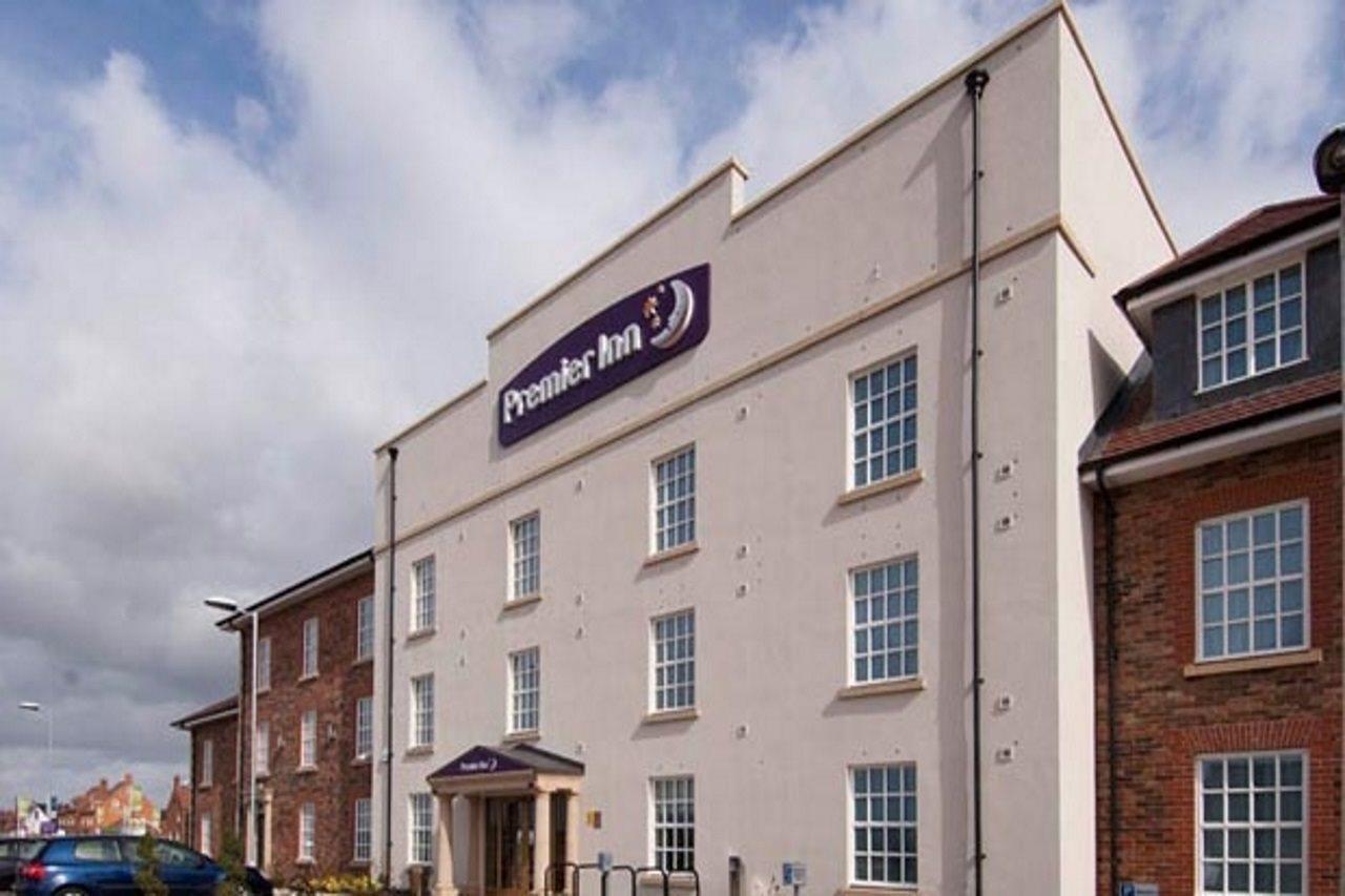 Premier Inn Bedford South Kempston Экстерьер фото