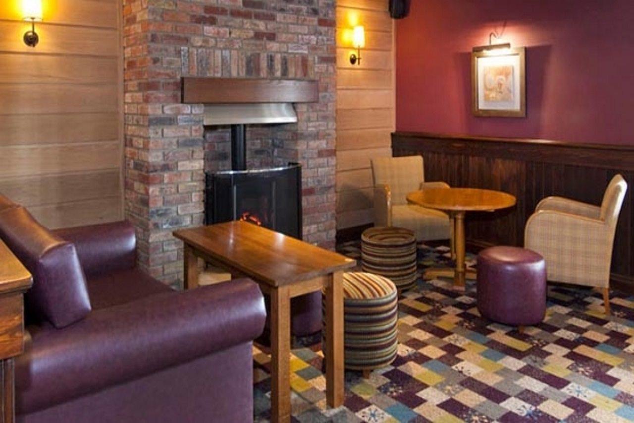 Premier Inn Bedford South Kempston Экстерьер фото