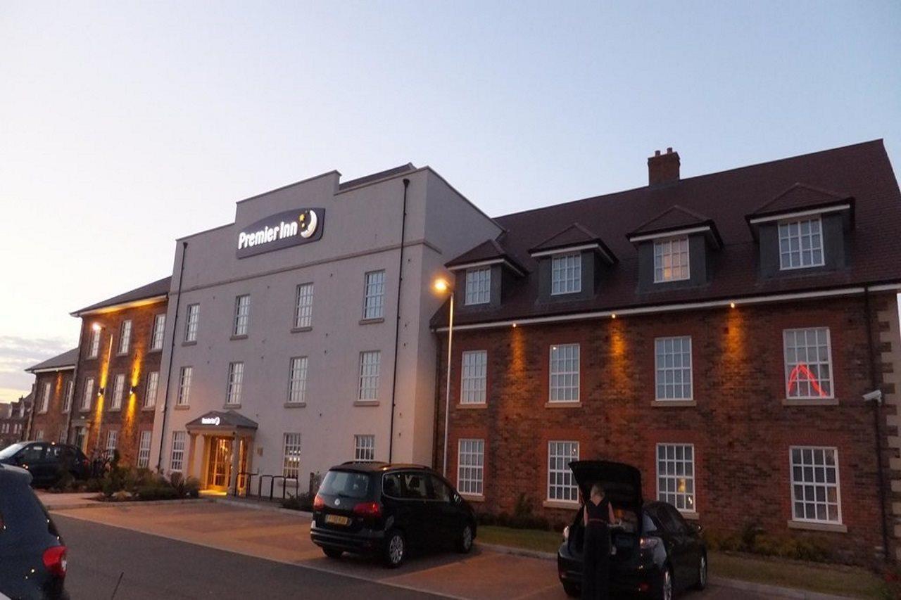 Premier Inn Bedford South Kempston Экстерьер фото